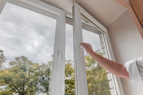 Vinyl Window Repair in Miami Beach