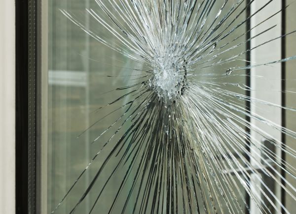 Shattered Window Repair in Miami Beach