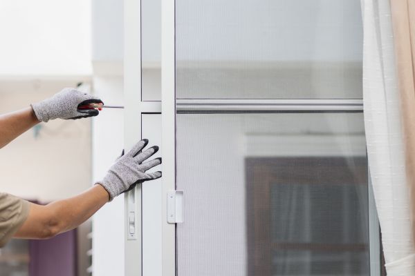 Cost of Window Roller Repair in Miami Beach
